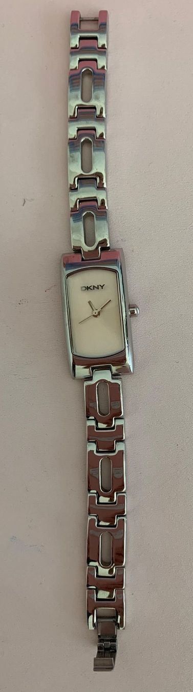 DKNY Orologi: Uhr – Usato da Buchs SG venduto da BubiLuna