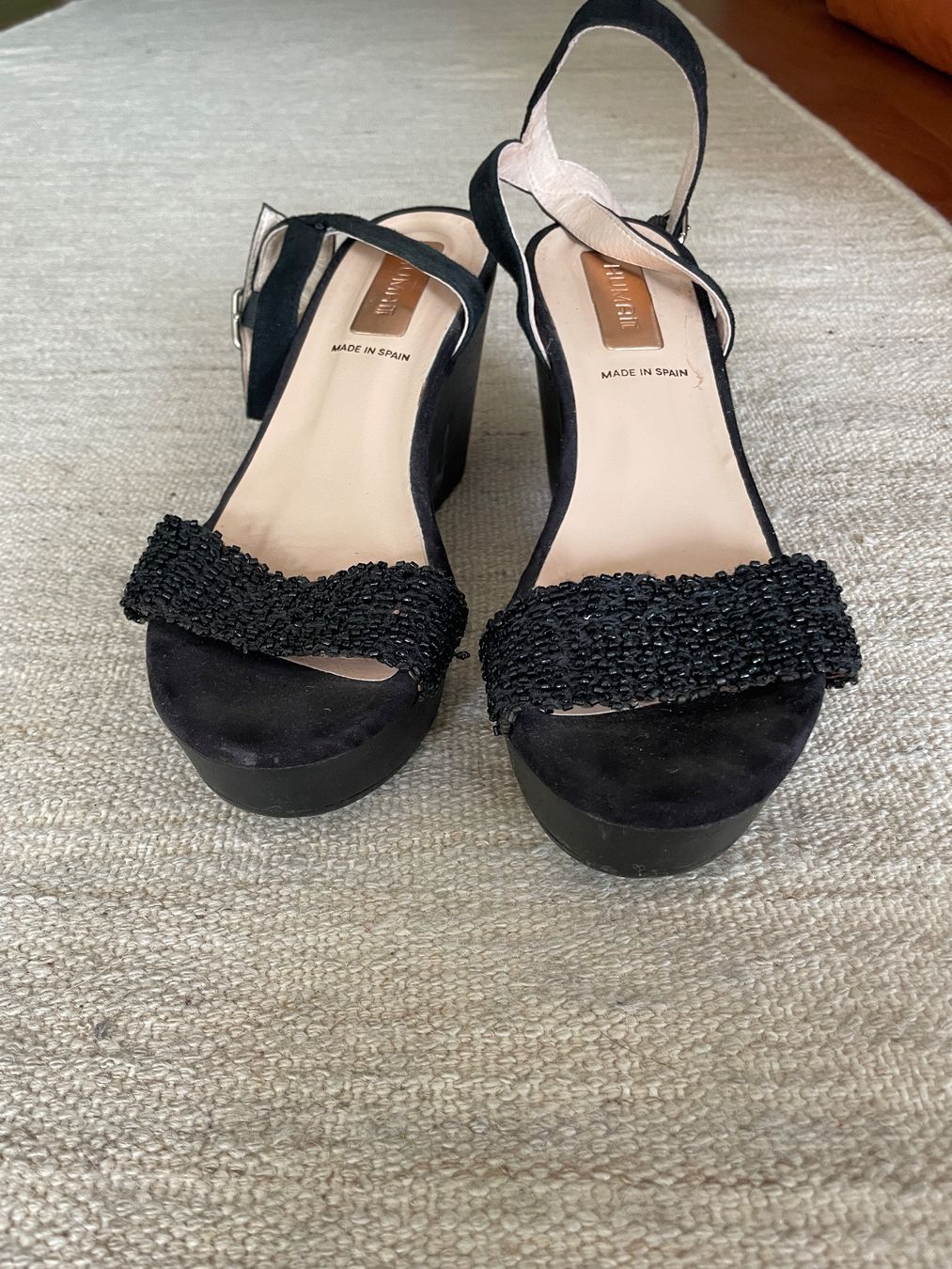 Scarpe da donna: schwarze Plateausandalen – Nuovo (secondo la descrizione) da Rüschlikon venduto da Brixen07 1