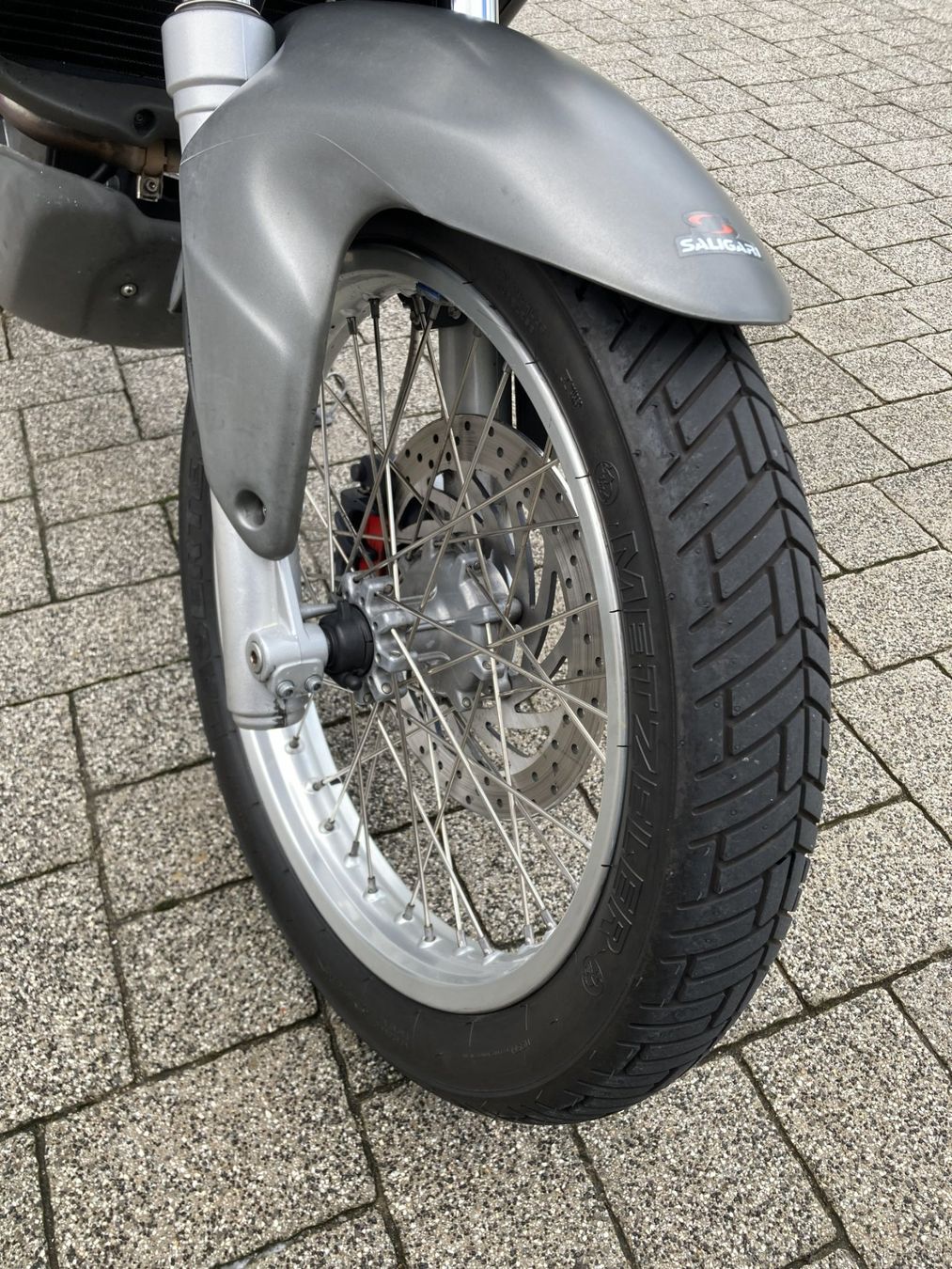 Aprilia Strada: Aprilia Pegaso 650 ie – Usato da Estavayer-le-Lac venduto da PTK5613 5