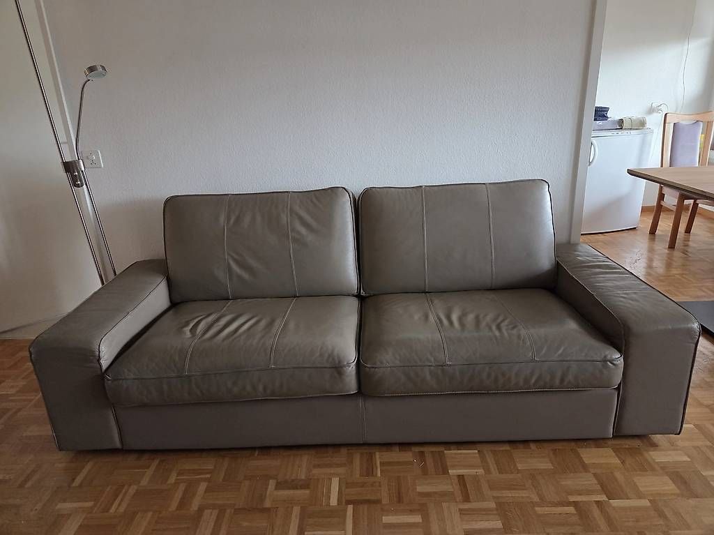 Ikea Divani: 3er Sofa aus Leder – Usato da Itingen venduto da frborn