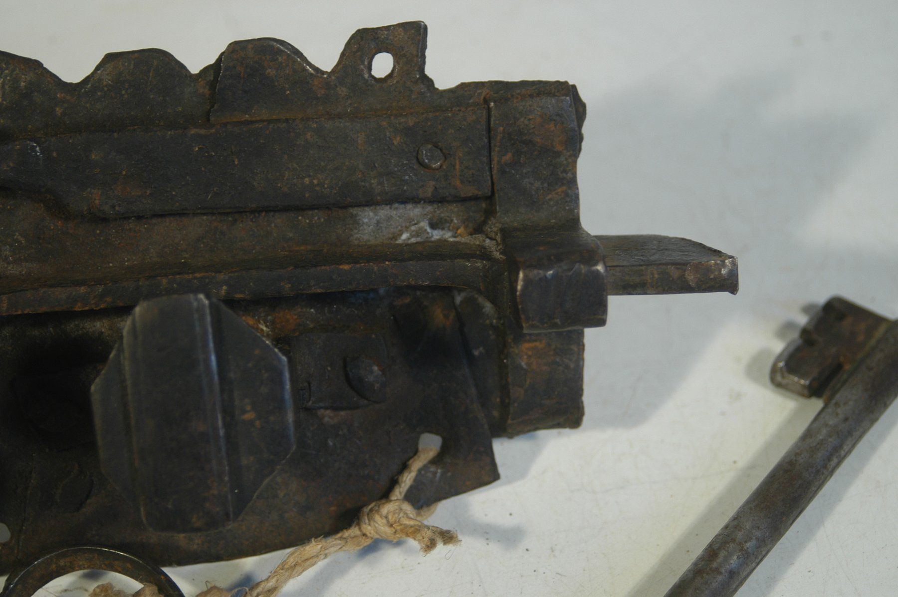 Cadenas: Antikes Schloss mit Schlüsseln – D'occasion à Herisau par Wisen 3