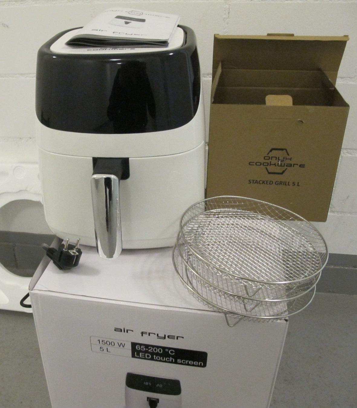 Elettrodomestici da cucina: Heissluftfriteuse Onyx 5 L – Nuovo (secondo la descrizione) da Zug venduto da Vesi8 1