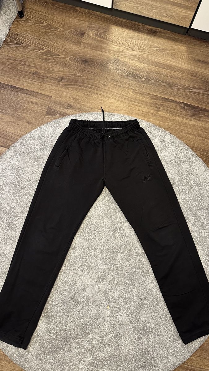 Pantaloni: Trainerhose von Nike | L – Usato da Biel/Bienne venduto da Zerim 1
