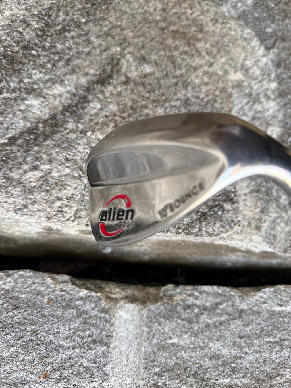 Clubs & Sets: Golf Top Wedge mit 56 Grad, Modell: ALIEN – D'occasion à Unterengstringen par Tnovus 5