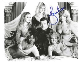 ROGER MOORE original Autogramm / Grossfoto "James Bond 007"