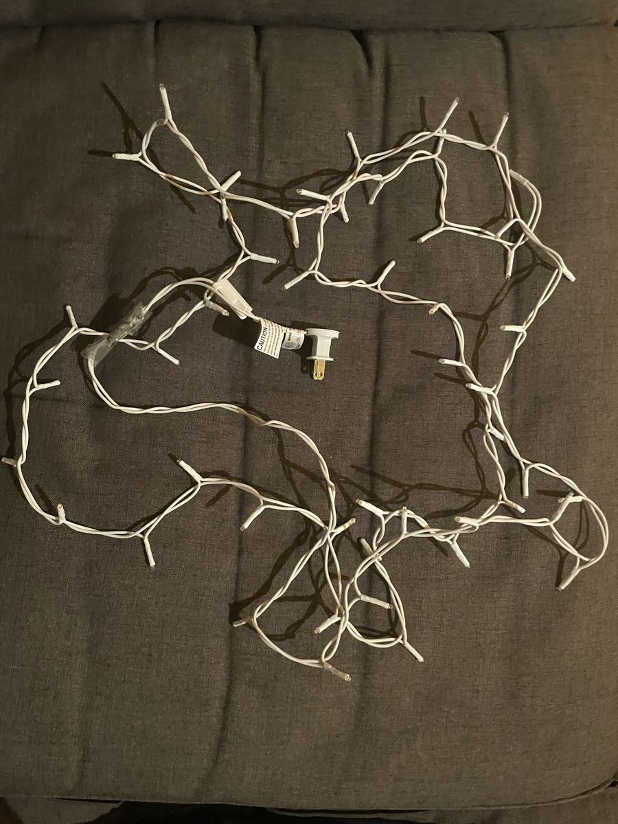 Lichterketten & Leisten: Lichterkette mit US-Stecker und 50 Lämpchen - NEMA Stecker – Gebraucht aus Kloten von Bevandes