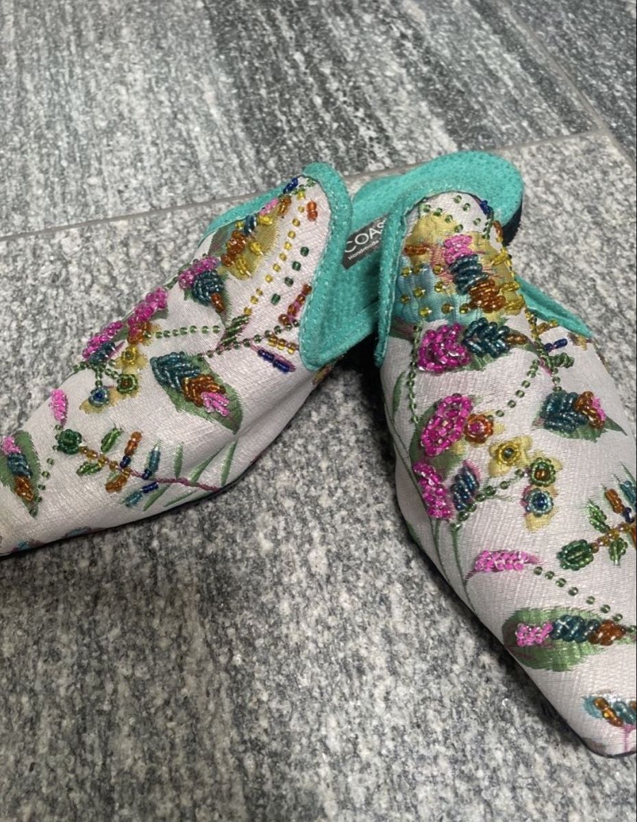 Scarpe da donna: Hand made Floral Mules - Size 37 - New Condition! – Nuovo (secondo la descrizione) da Sementina venduto da NinaDel 4