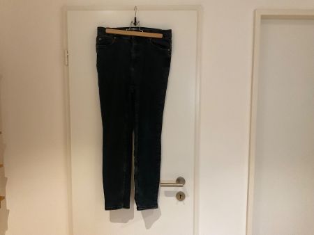 Damen Jeans Gr. 46 (eher 42 ) wenig getragen
