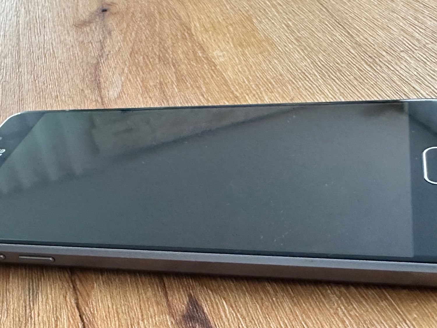 Samsung Telefoni cellulari / Smartphones: Smartphone Samsung Galaxy A5 gebraucht – Usato da Schocherswil venduto da Bronco17 4