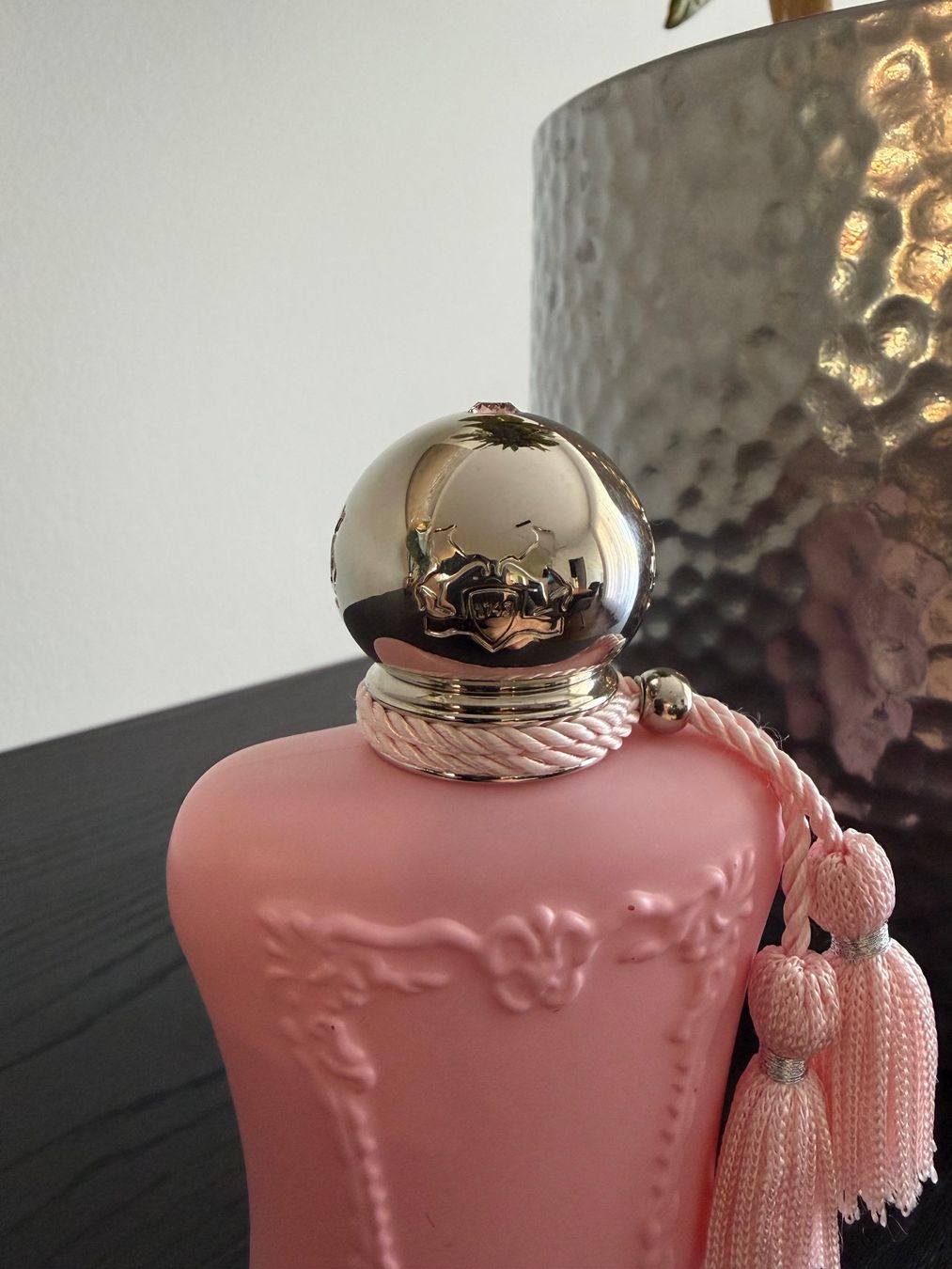 Profumi & Eau de Toilette: Parfumprobe | Delina Exclusif Parfums de Marly 2ml – Usato da Bassersdorf venduto da ScentVibes 1