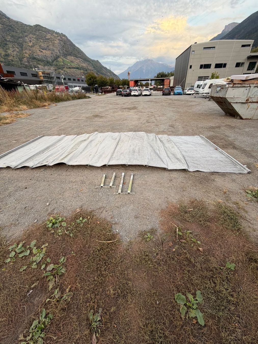 Camping Fahrzeuge: Schutzdach Wohnwagen 6.20m x 2.65m – Gebraucht aus Ried-Brig von inf_k7jw 2