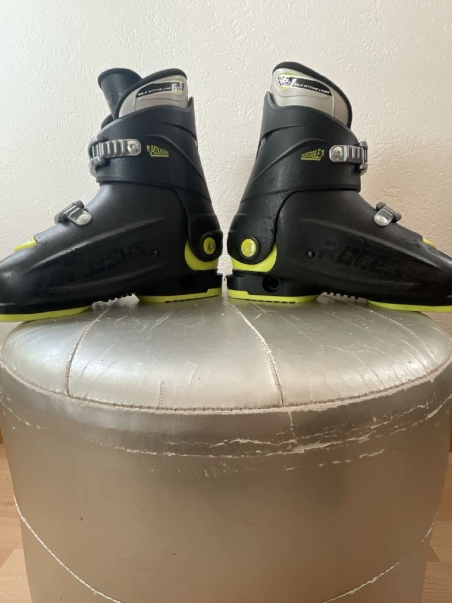 Scarpe per ragazzi: Roces Idea, der Kinder Skischuh der mitwächst! – Usato da Bettwil venduto da Zneb84 1