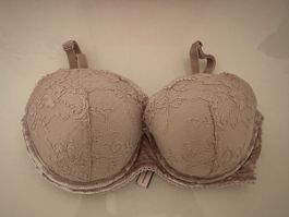 Victoria's Secret BH, 32DD/70F, Beige Spitze, Top Zustand!
