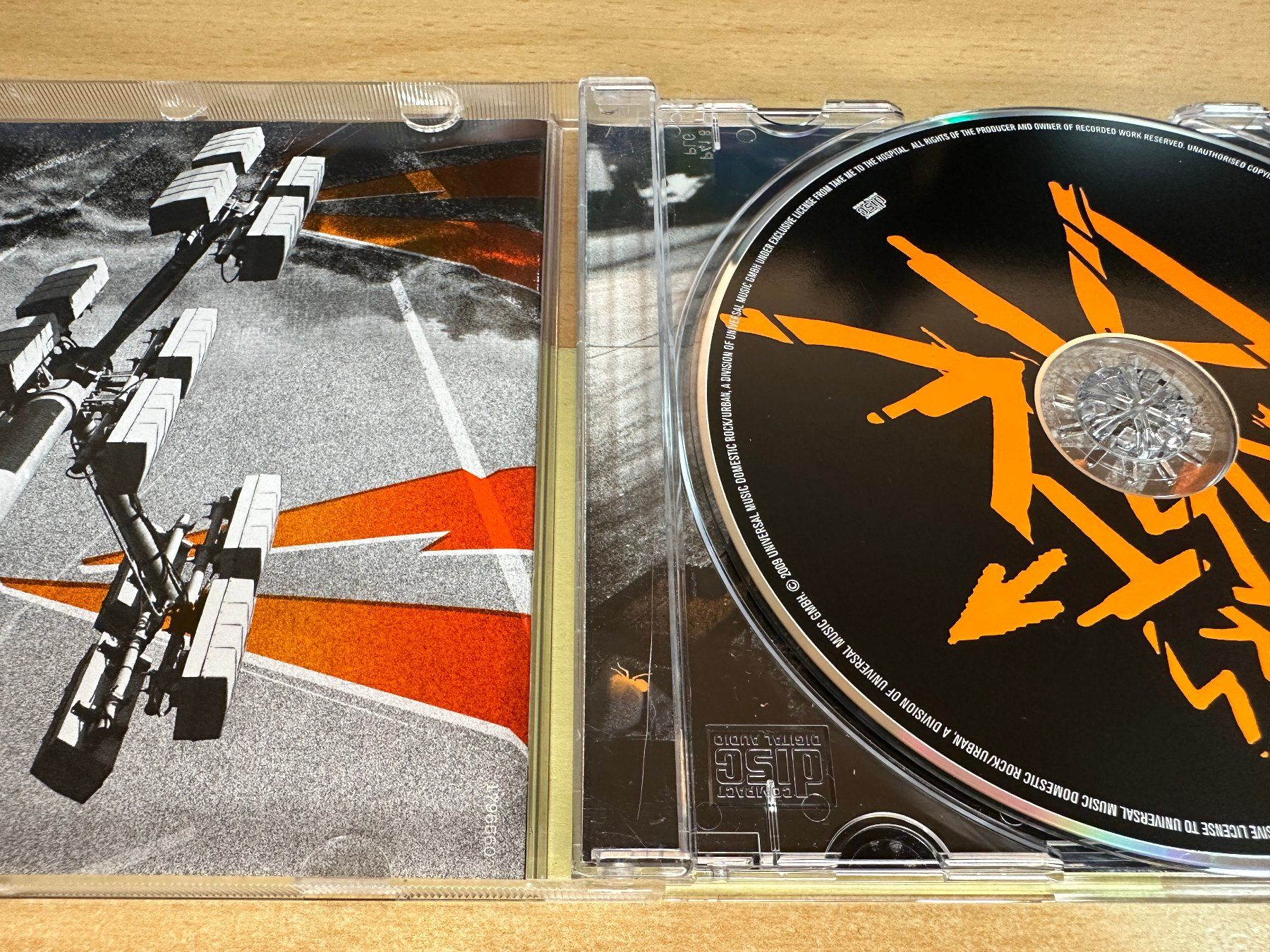 CD: X2 The Prodigy – Invaders Must Die – Usato da Rikon im Tösstal venduto da Alpenmutz 2
