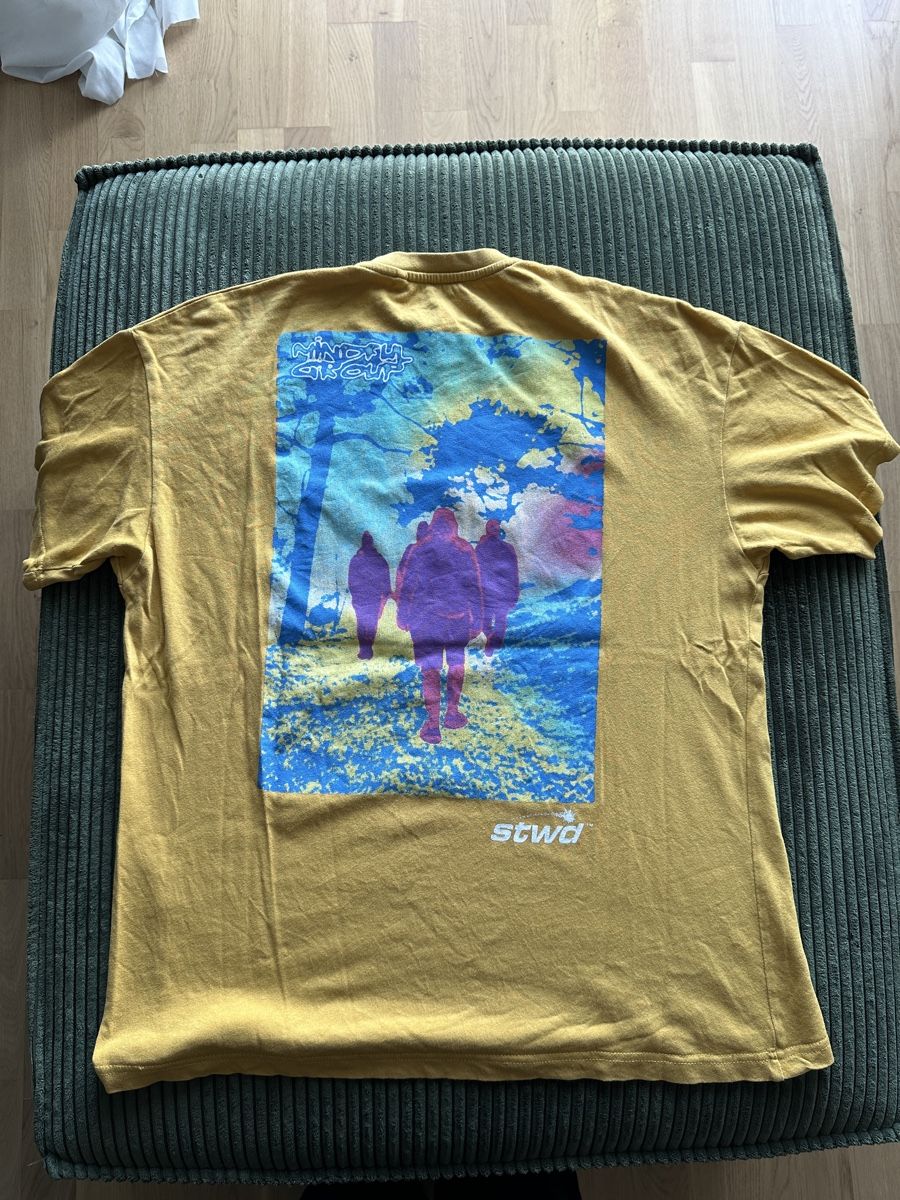 T-shirt: t-shirt (L) – Usato da Freidorf TG venduto da driftingforthrifting 1