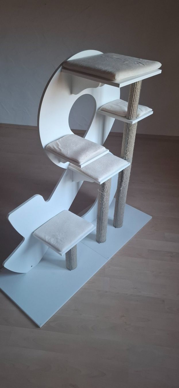 Tiragraffi: Katzenbaum Kletterletter – Usato da Matzendorf venduto da Kramer7 2