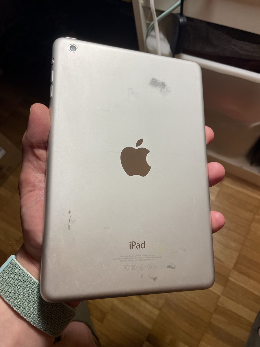 Apple Tablet PC: iPad Mini 32GB – Usato da Wädenswil venduto da dai_2bcv 7