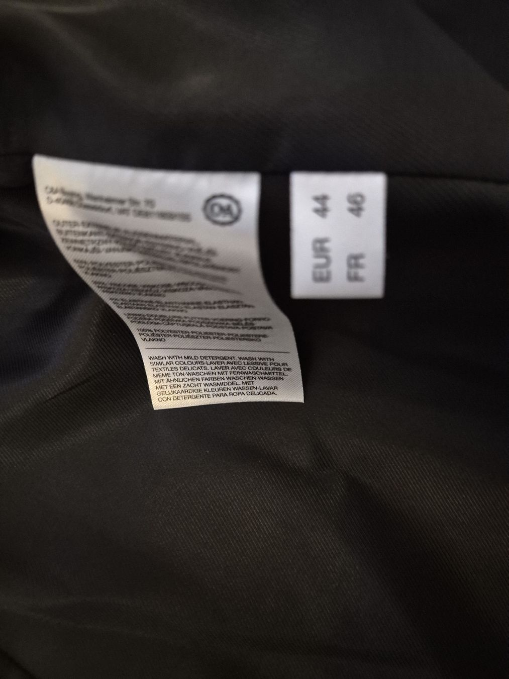 C&A Giacche: Blazer Gr. 44 von C&A kurz schwarz – Nuovo (secondo la descrizione) da Zug venduto da puzzle73 1