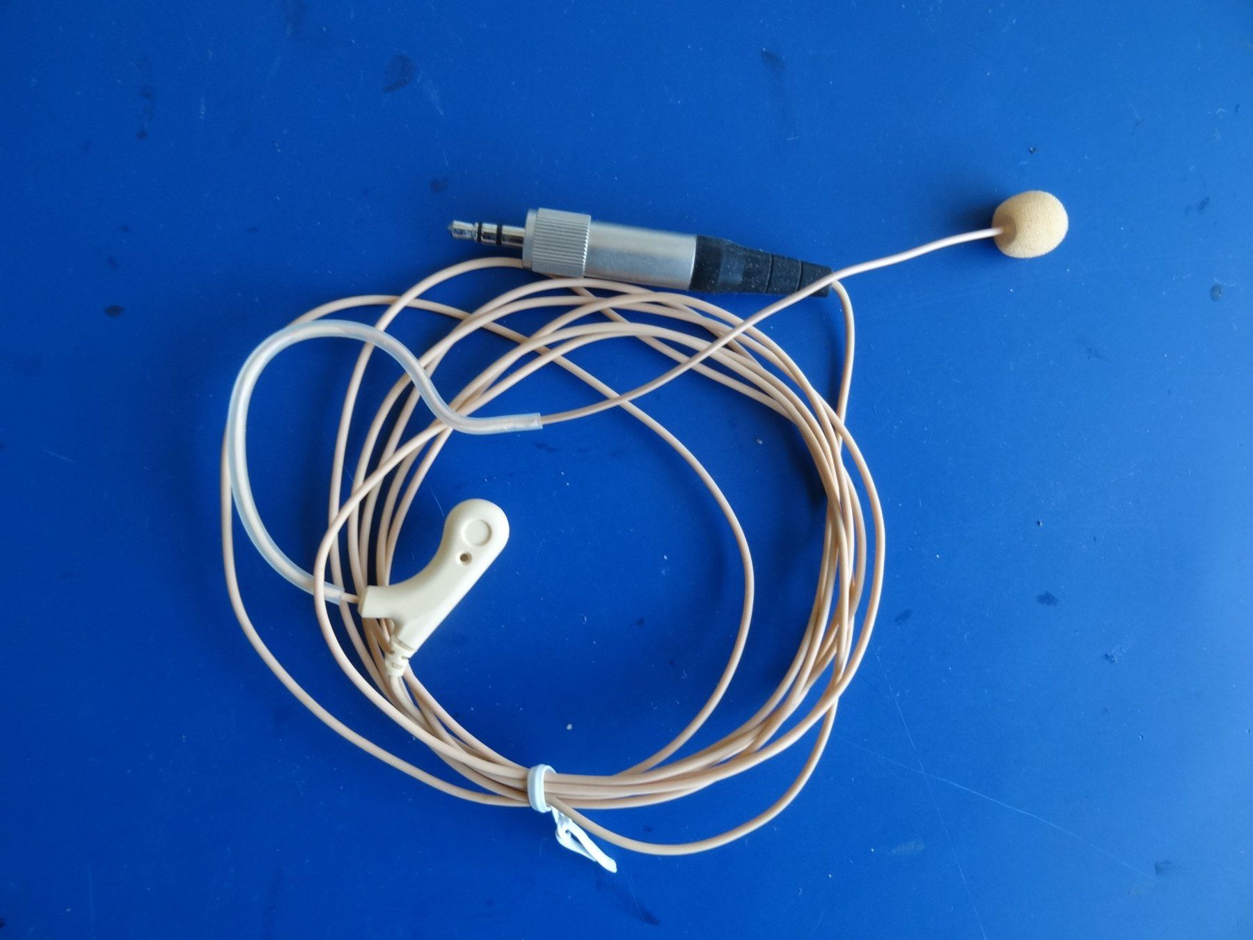 Microfoni: Voice Technologies VT910 Earhanger Kopfbügelmikrofon – Usato da Nidau venduto da Pics1 1