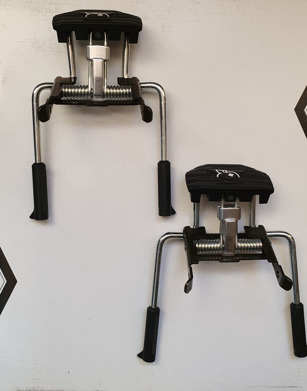 Dynafit Sci: Stoppeurs Dynafit TLT Superlight 2.0 Neufs – Nuovo e nell'imballaggio originale da Lausanne venduto da Wollebw