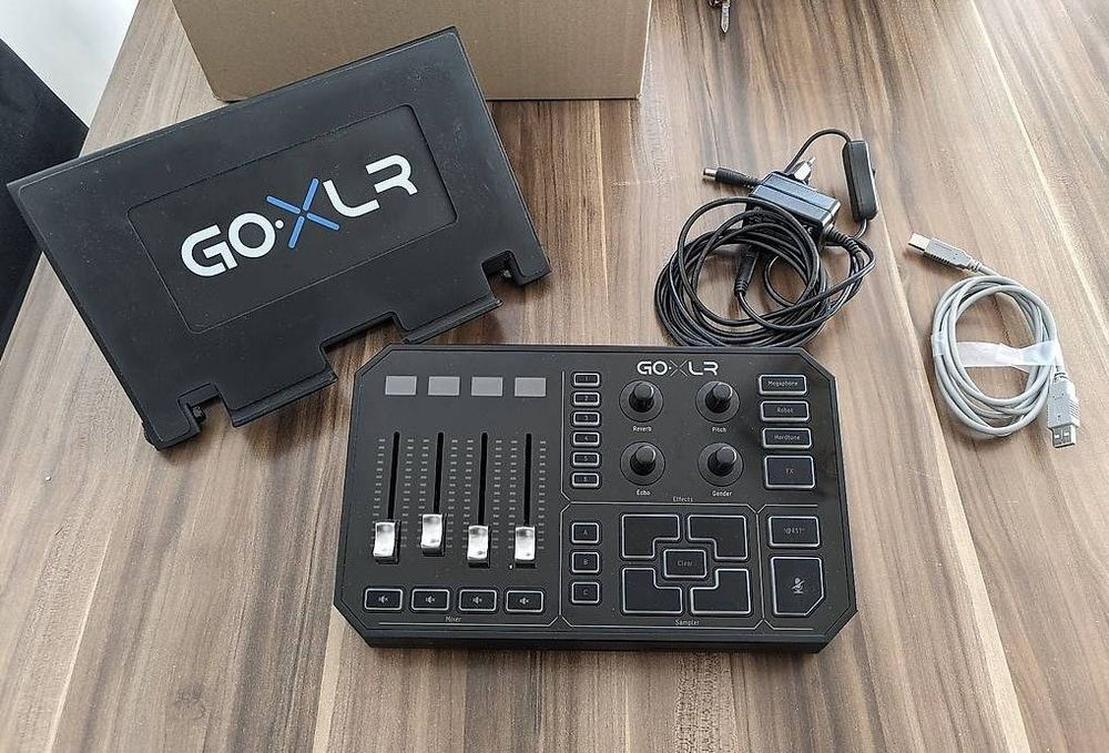 TC-Helicon GO XLR inkl. Stand | Kaufen auf Ricardo