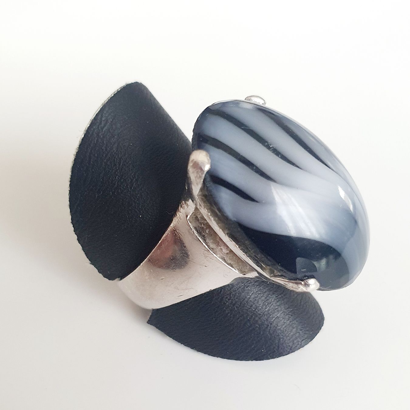 Ringe: Statement-Ring mit einem ovalen Zebra-Achat 925 Silber 18 mm – Gebraucht aus Kreuzlingen von Wunderkiste123