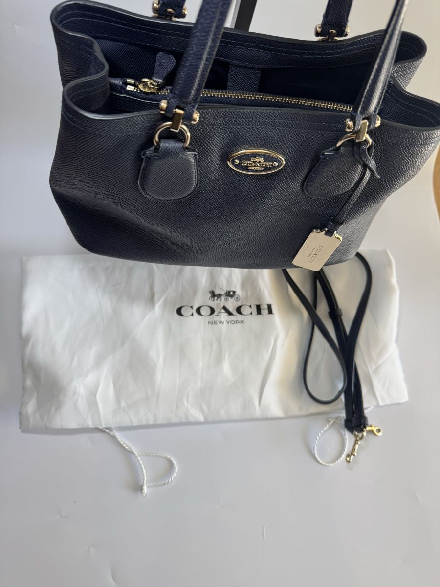 Coach Sacs femmes: Original Coach Handtasche Dunkelblau – D'occasion à Vionnaz par b_f_d_r_g 1