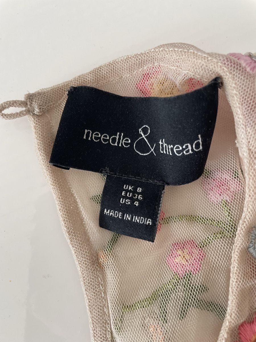 Top: Wunderschönes Oberteil von Needle & Thread, Gr. 36 – Usato da Wettswil venduto da nat_v9z5 2