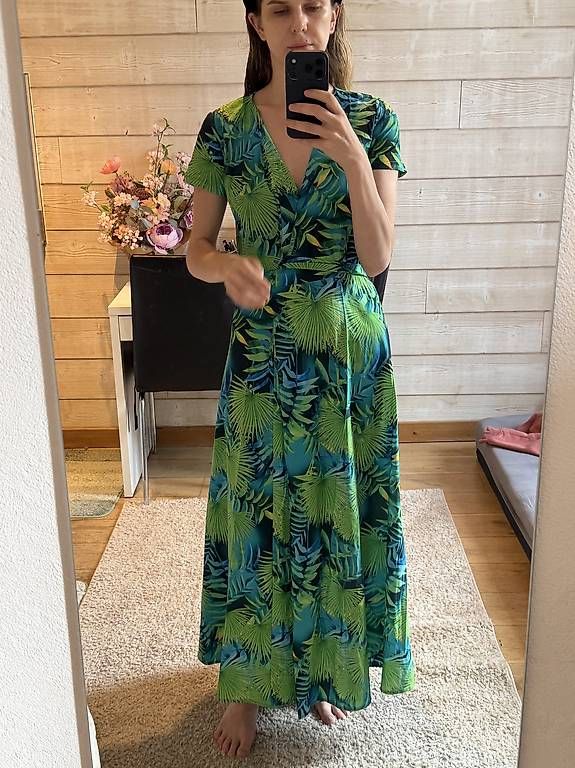 Kleider: Summer dress – Gebraucht aus Pully von vik_2mrb