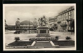 Basel, Bahnhofplatz mit Strassburger-Den