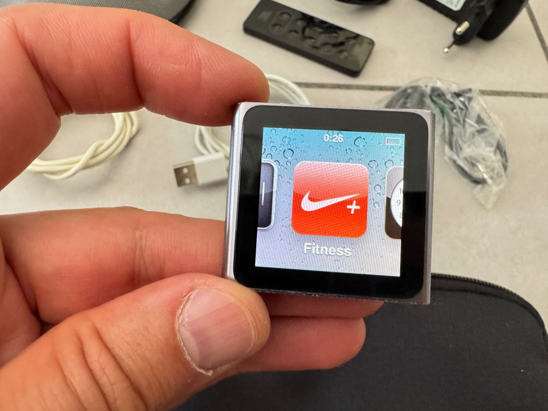 Apple Lettore multimediale portatile: Apple iPod nano (6e génération) + JBL On Stage Micro – Usato da Geneve venduto da iBest 2