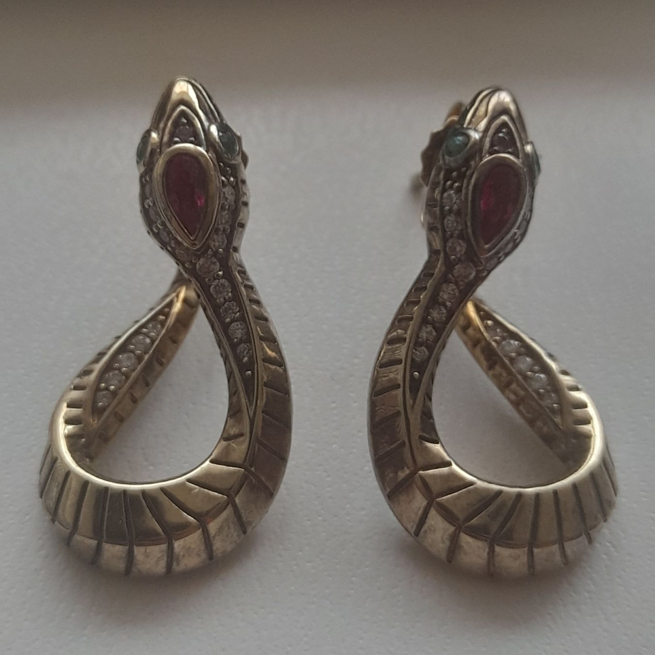 Thomas Sabo Orecchini pendenti & Orecchini a lobo: Boucles d'oreilles Thomas Sabo en argent 925,Rubis. – Usato da Lausanne venduto da Glam-Luxe 5