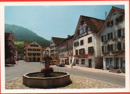 MELS Dorfplatz - Auto