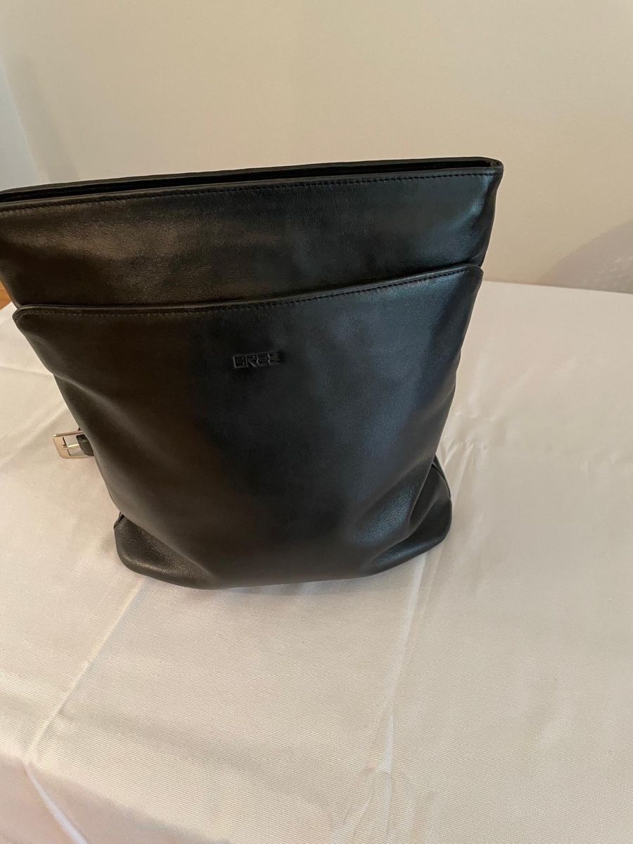 Bree Zaini: BREE Leder- Rucksack (neuwertig!) – Nuovo (secondo la descrizione) da Zürich venduto da pie_9tng 2