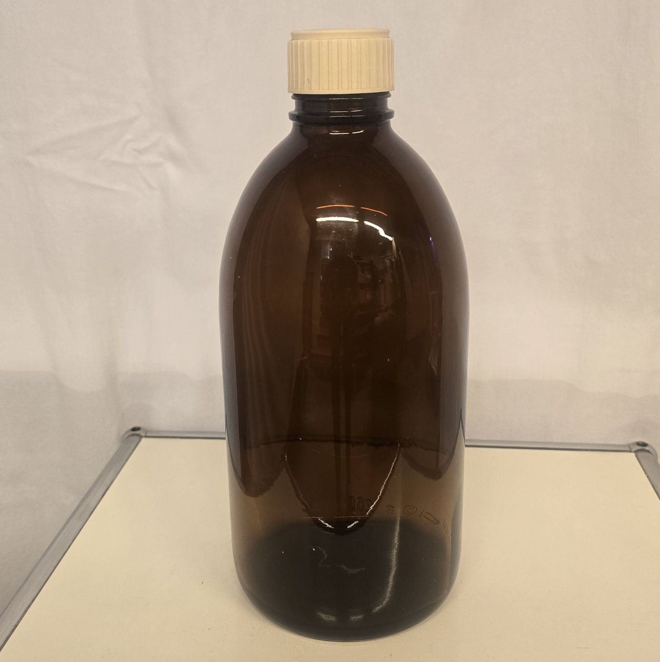 Tutte le decorazioni: Apotheke, wunderschöne braune Glasflasche 250cl – Usato da Zürich venduto da Bobesfee