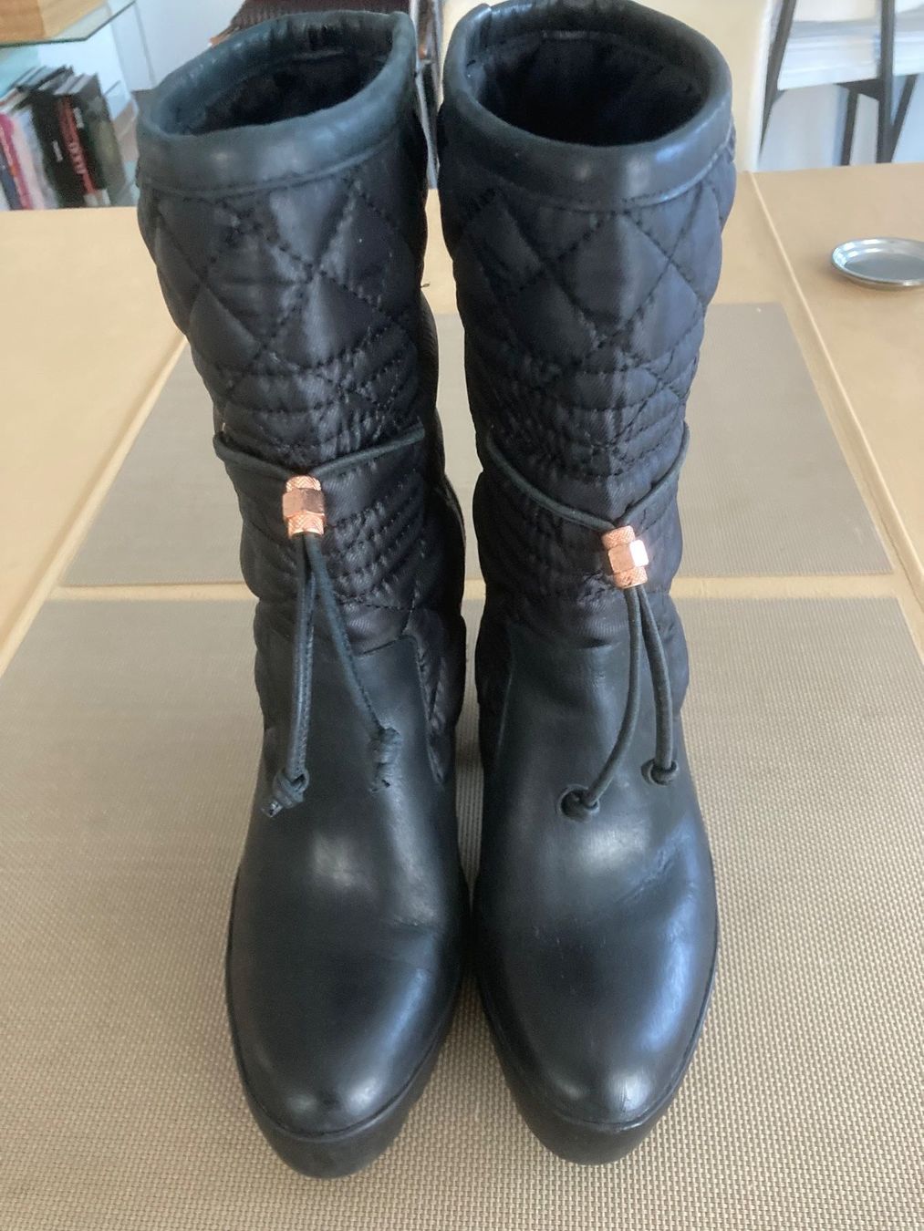 Calvin Klein Scarpe da donna: CALVIN KLEIN Winter Stiefelette – Usato da Wilderswil venduto da Feldbach 1