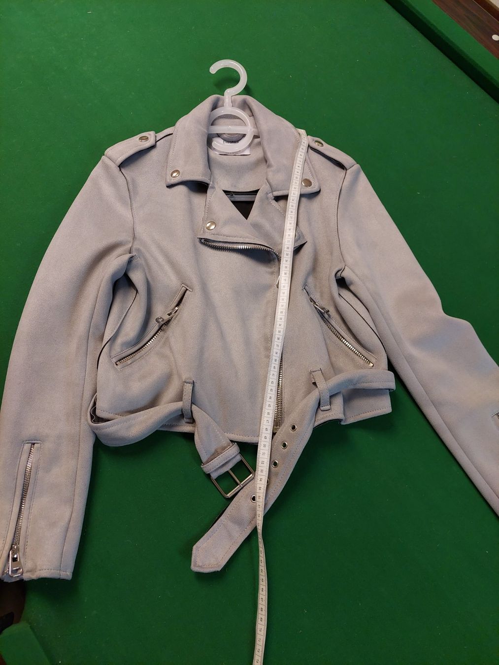 Bershka Jacken: Jacke von Bershka – Gebraucht aus Wynau von Meysi