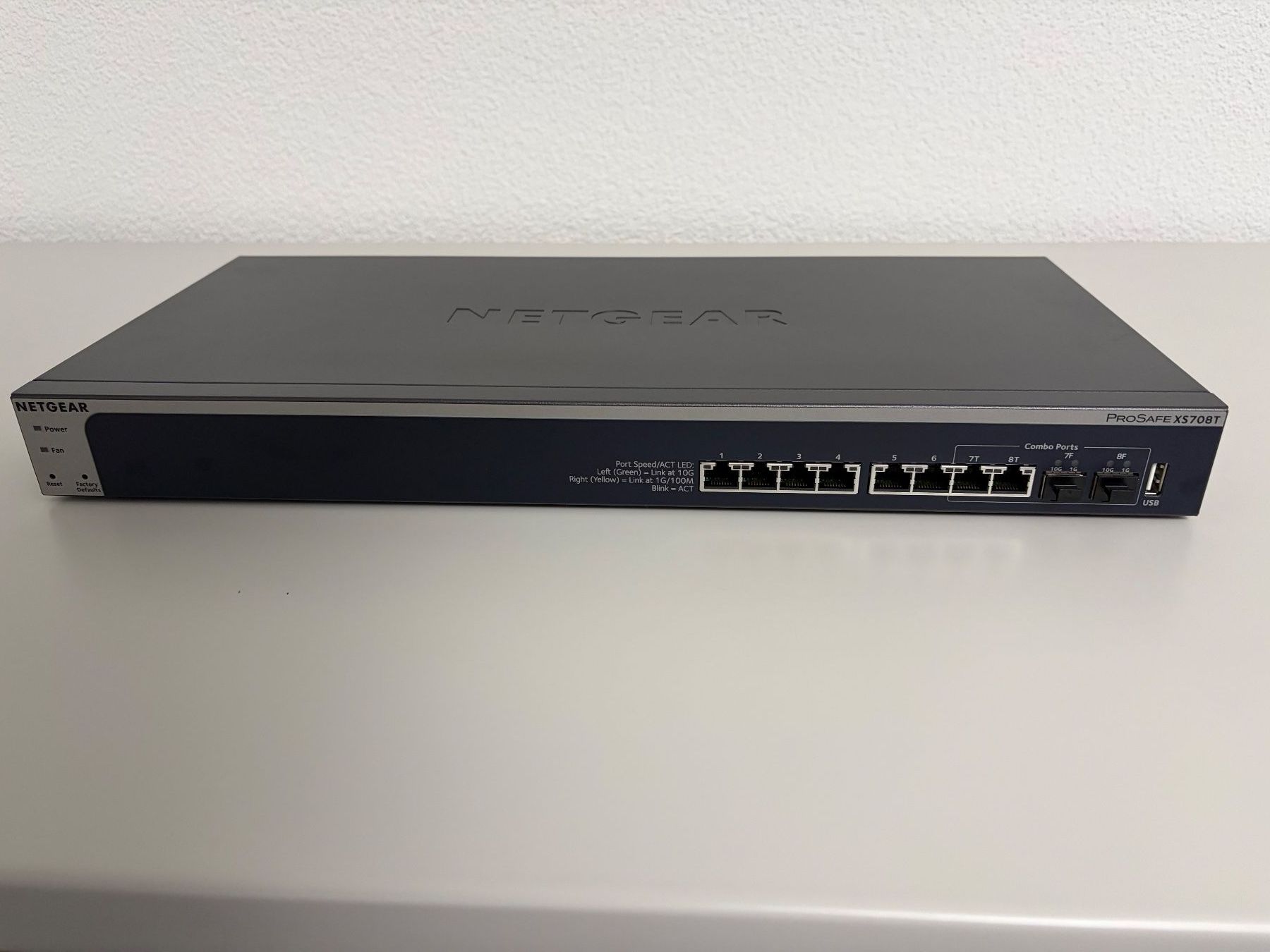 Netgear Hubs & Switches: Netgear XS708T 10Gb Smart Managed Pro Switch – Neuf (Voir description) à Rüti ZH par Gubi9