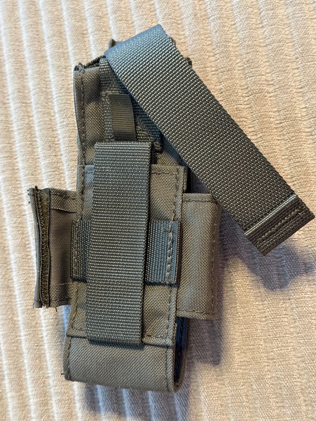 Schweizer Armee Uniformen: Tasche Multifunktion MBAS - Schweizer Armee – Neu (gemäss Beschreibung) aus Brütten von Hst1 1