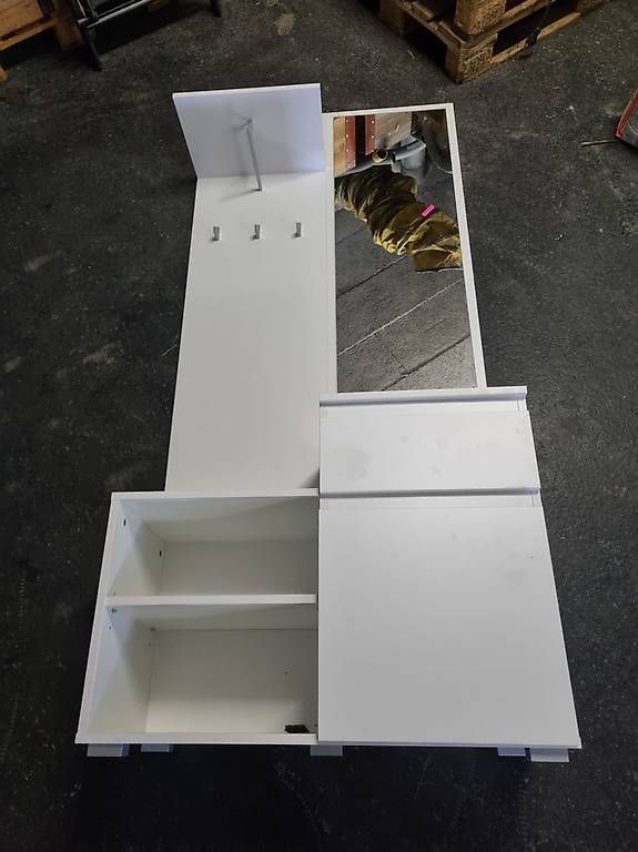 Porte manteau: Garderobe – D'occasion à Busswil BE par saskia_ 4