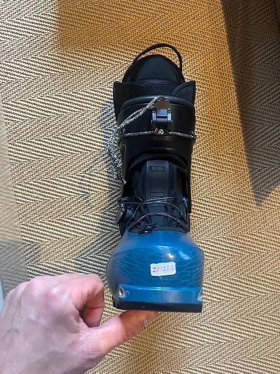 Scarpe da uomo: Dalbello Quantum Uni Blue/Black – Nuovo (secondo la descrizione) da Neuchâtel venduto da murphy0406 2
