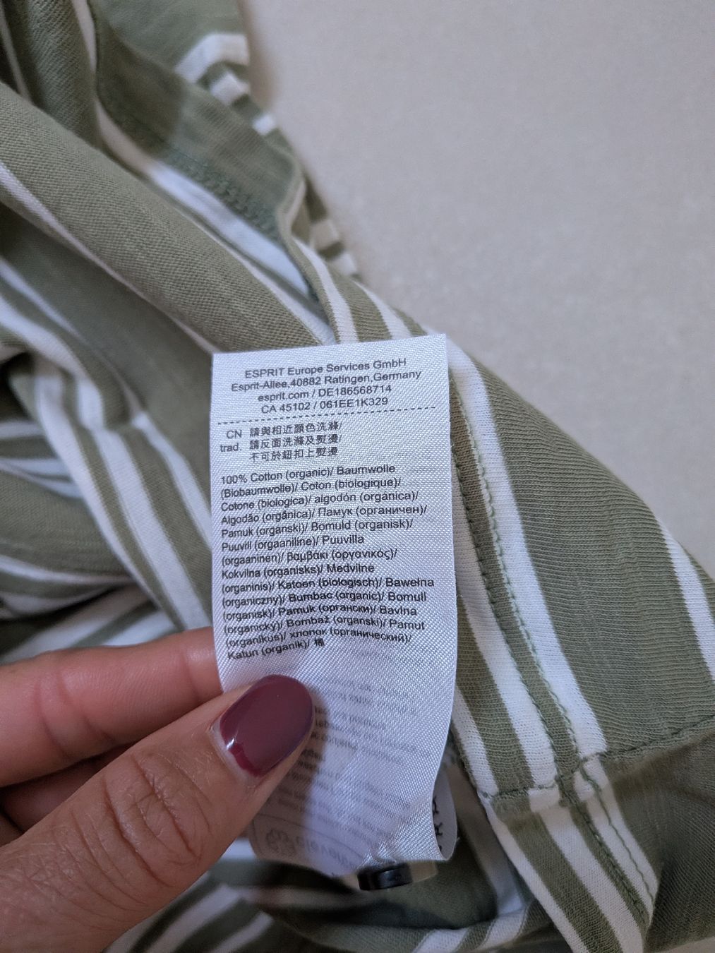 Esprit T-shirt: Esprit Shirt Grösse S, neuwertig – Usato da Eschenbach SG venduto da SanFranciscoCalifornia 3