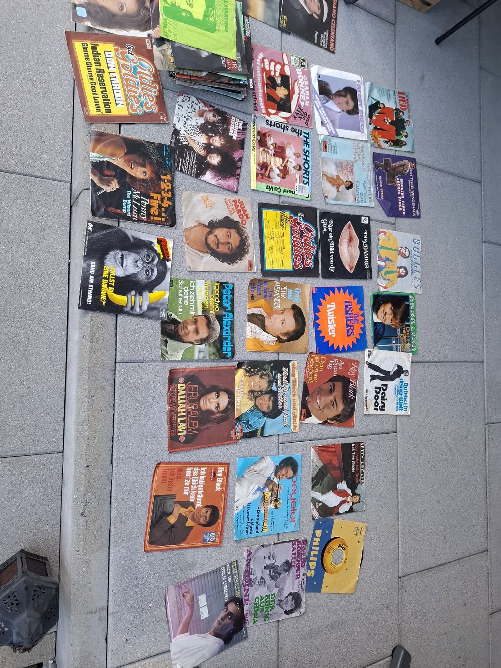 Schallplatten: -Singles Sammlung verschiedene Interpreten  – Gebraucht aus St. Gallen von Leika2000