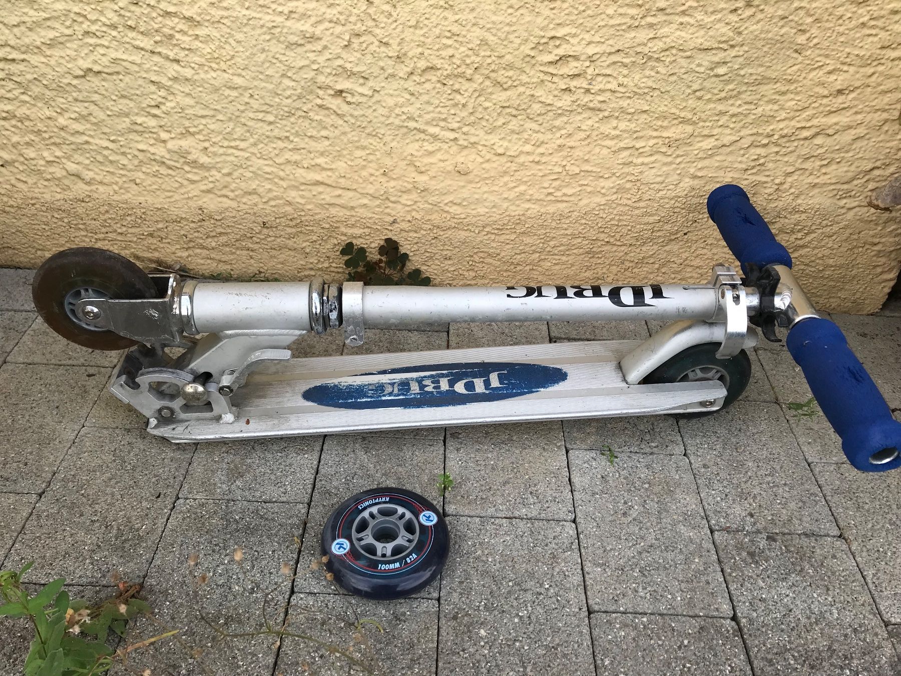 Kickboard: Kickboard – D'occasion à Dietlikon par estrella-stern 1