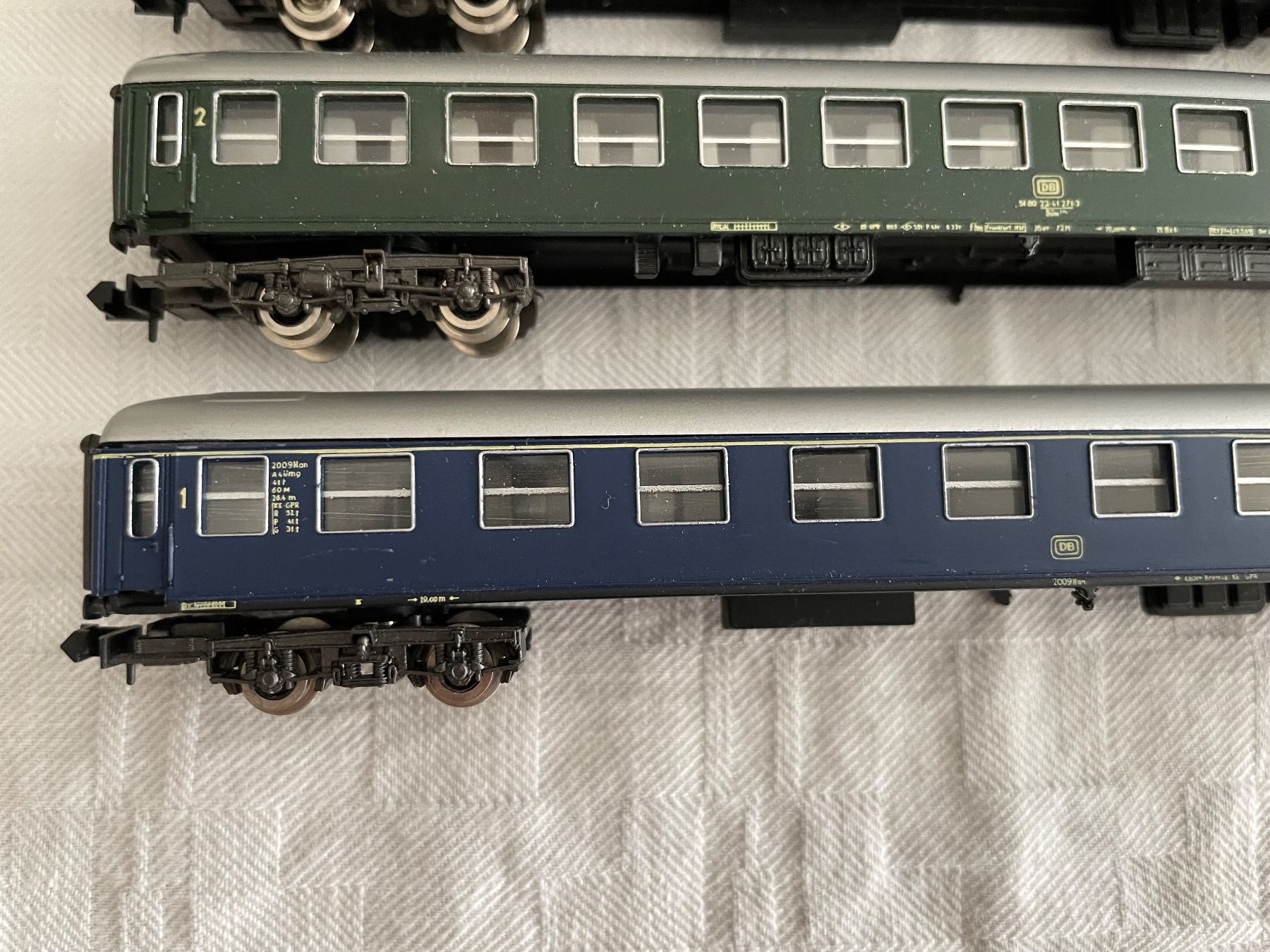 Modelleisenbahnen: Modellbahn ATLAS Spur N  3. Wagen DB – Gebraucht aus Rorschach von Karotten 3
