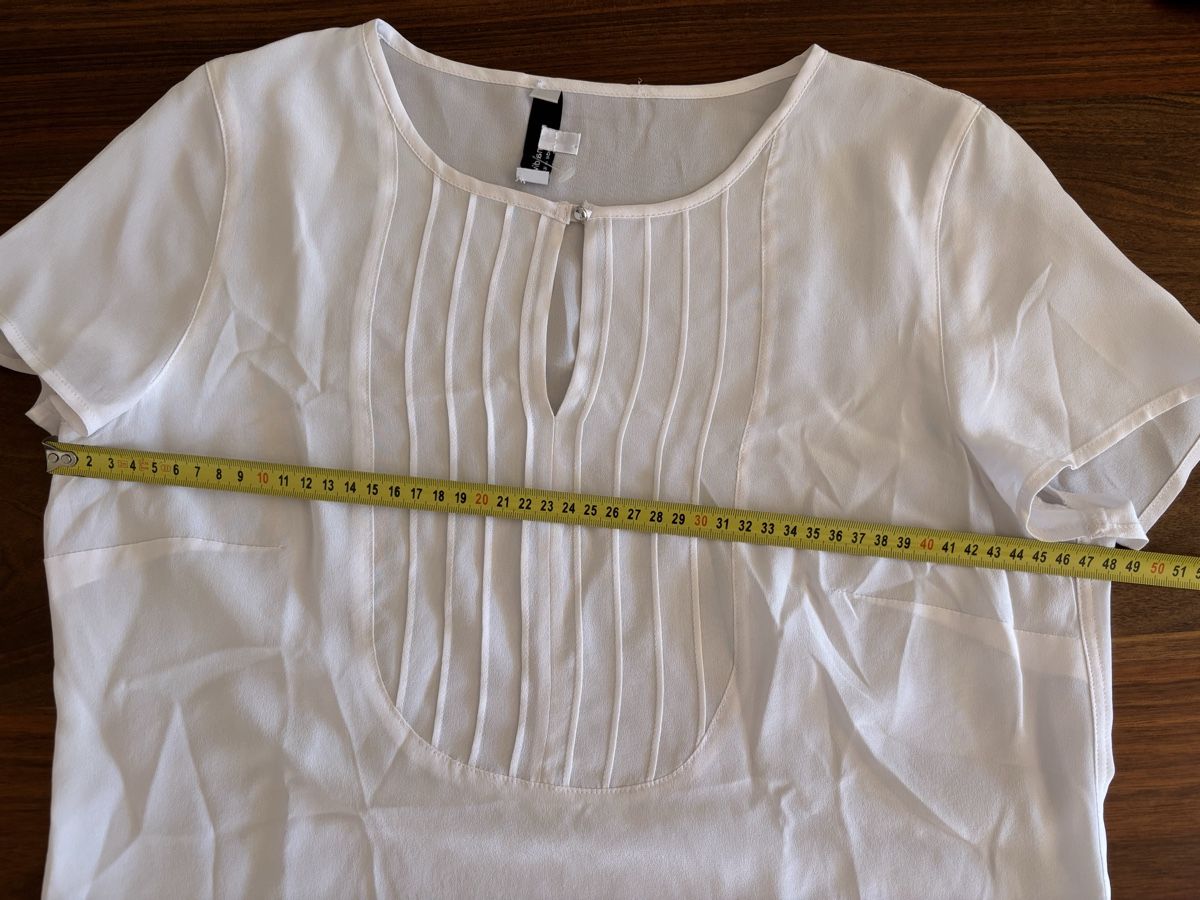 Blusen: Bluse Seide Gr. 38 – Gebraucht aus Winterthur von san_wd8j 4