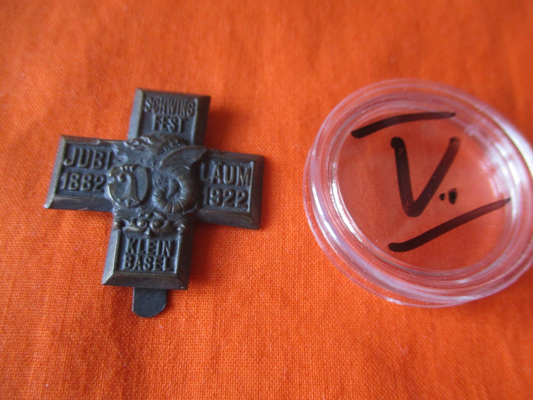 Placchette & Badge: Abzeichen Schwingfest Kleinbasel Basel 1922 – Usato da Birsfelden venduto da alles-muss-raus