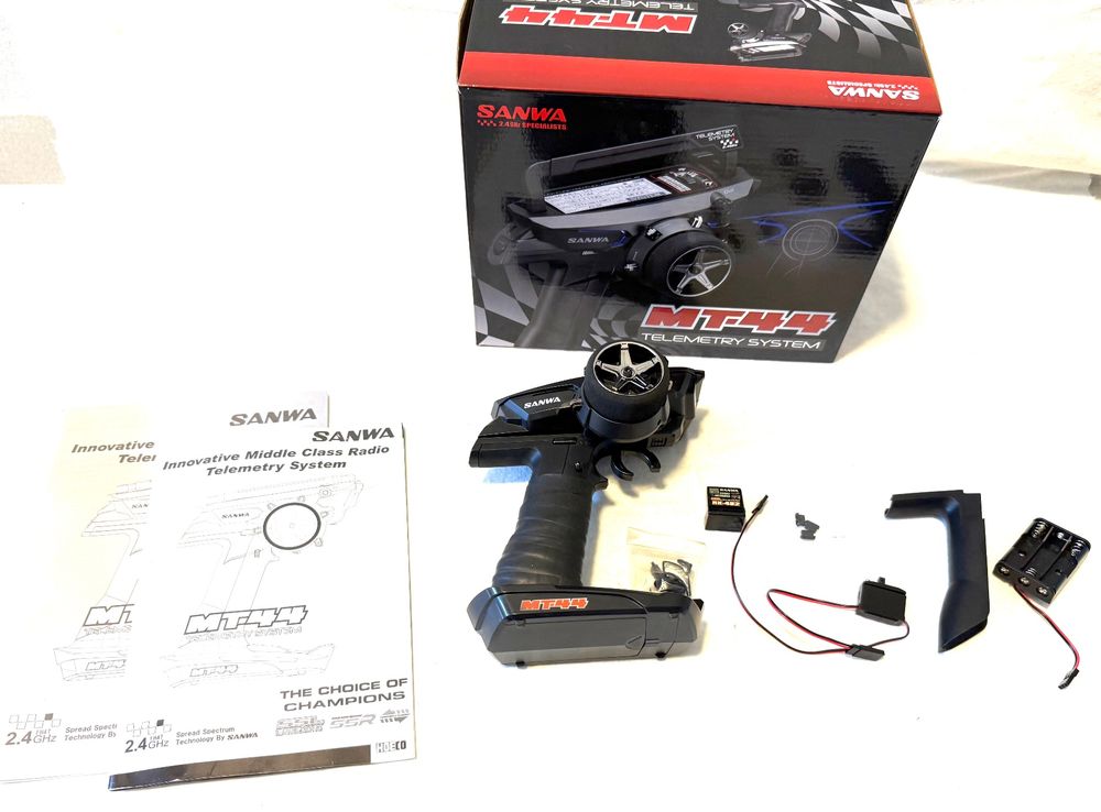 RC Kits de montage: TELECOMMANDE SANWA MT-44 – D'occasion à Yverdon-les-Bains par Fijo-rc 2