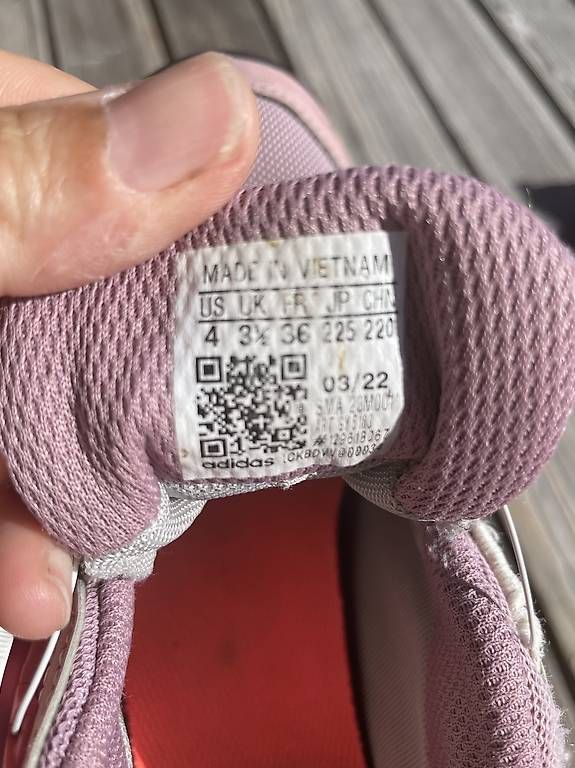 Scarpe per ragazze: Adidas Terrex 36 – Usato da Giswil venduto da nimue1977 1