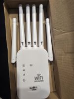 Neuwertiger WiFi Repeater 1200M — stabiles Netz, top Zustand